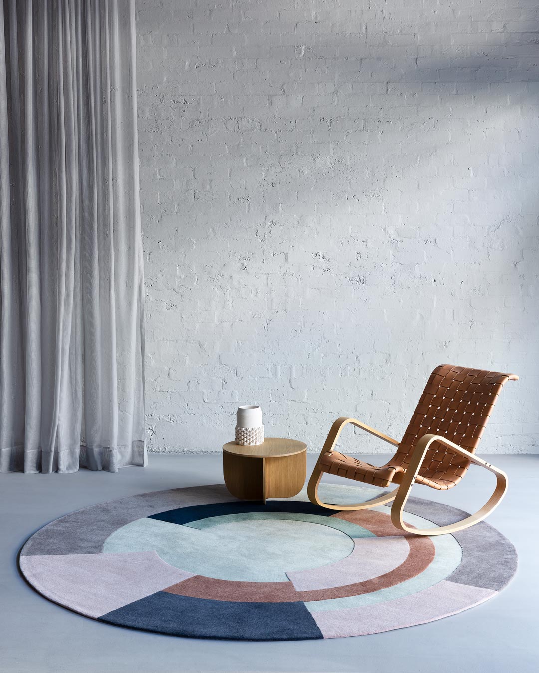 Plateau Modern Design Round Rug-Bisha Rugs