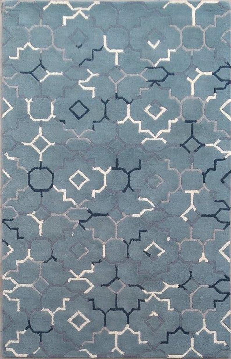 Gray Color Geometrical Handmade Rug-Bisha Rugs