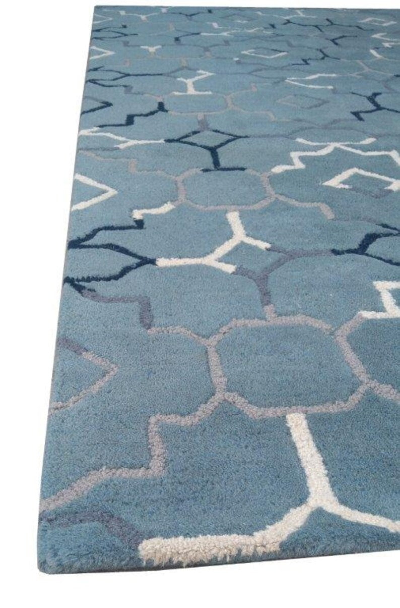 Gray Color Geometrical Handmade Rug-Bisha Rugs