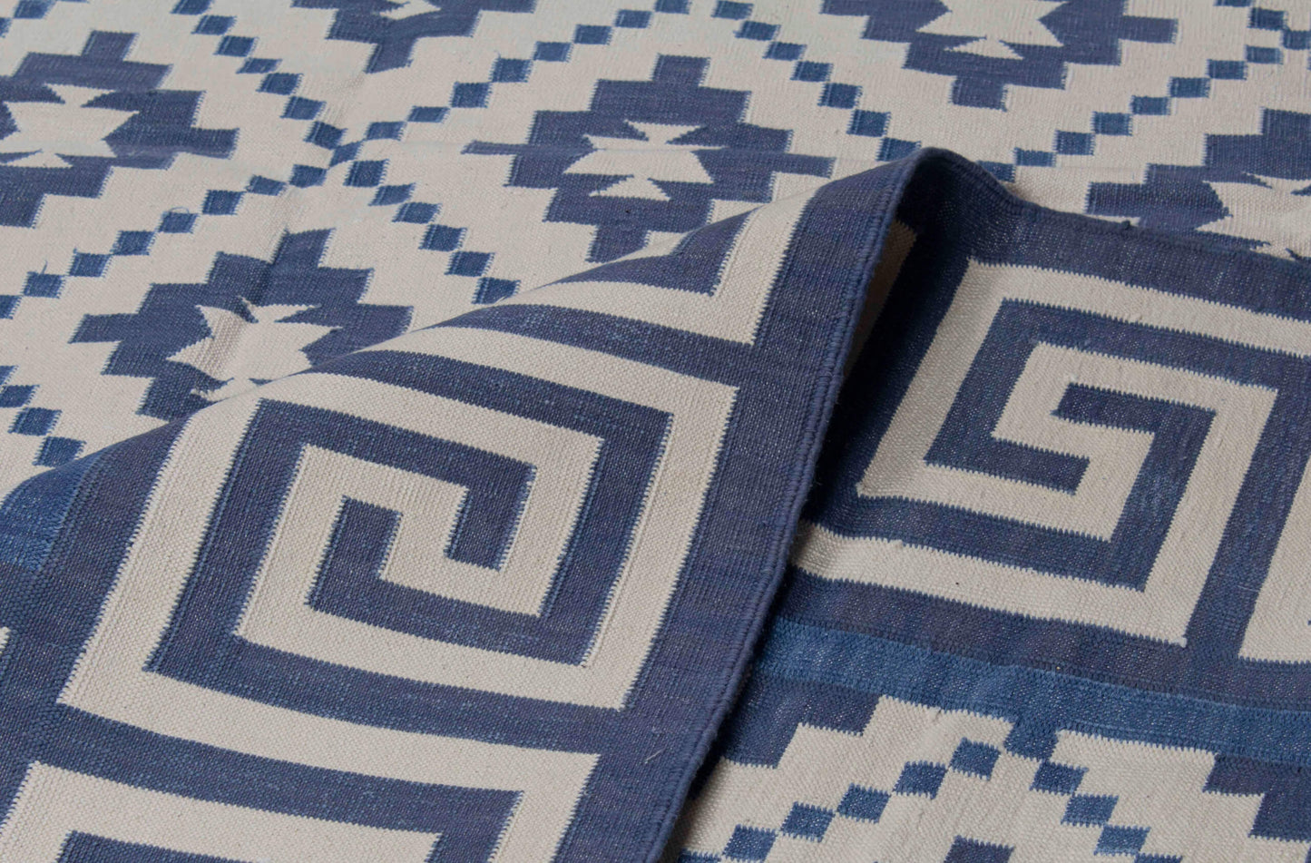 MAHARASHTRA RUGS
