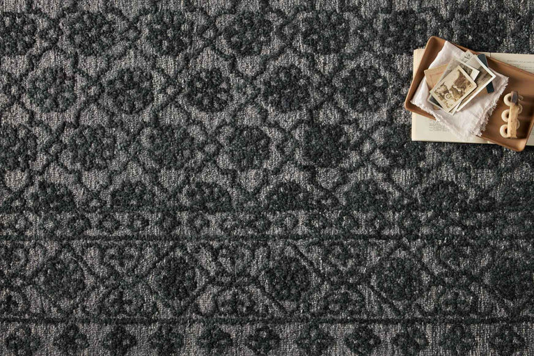 Hand Tufted Smoke / Dk. Grey Area Rug