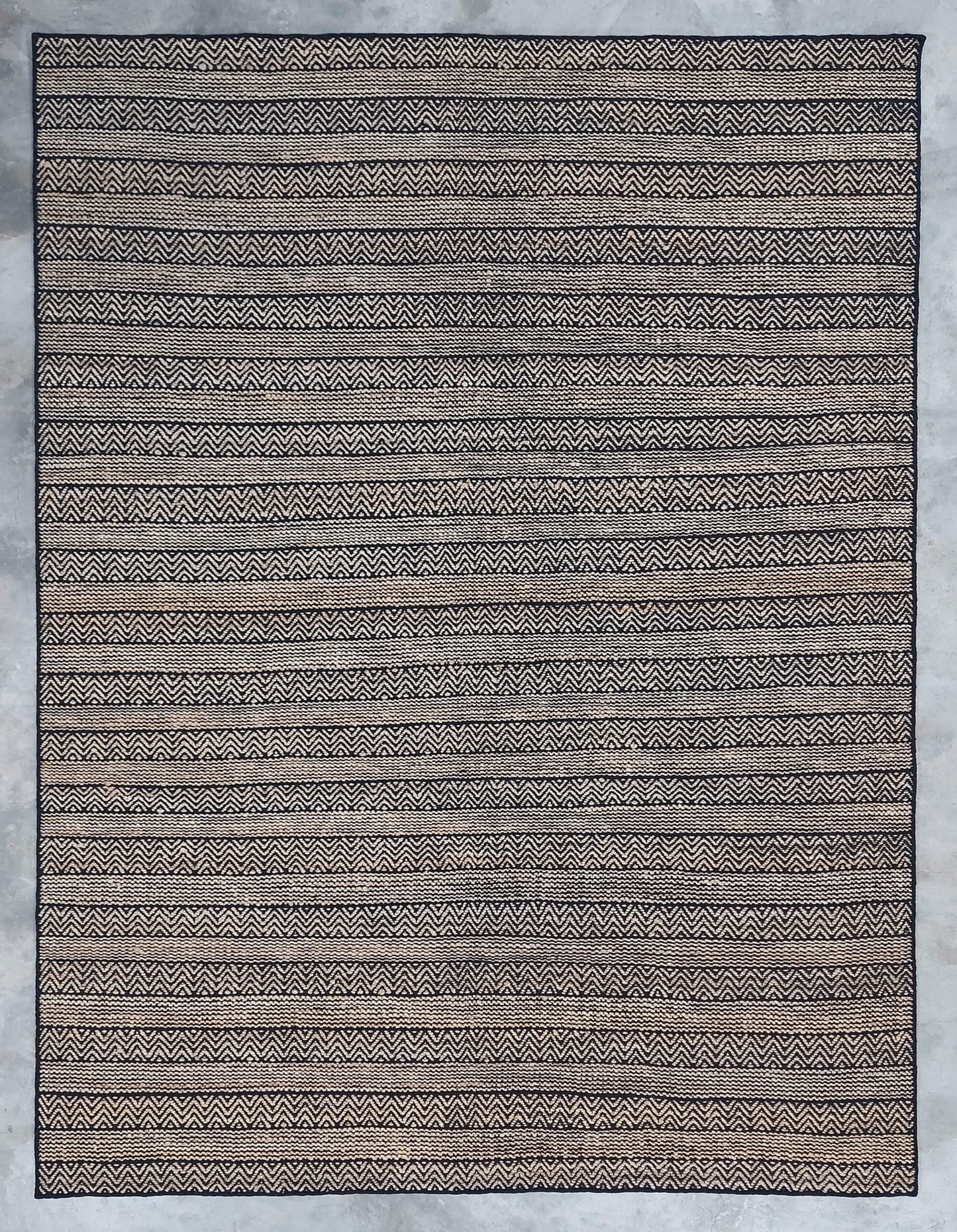 CHEVRON LINES – NATURAL JUTE & BLACK RUGS
