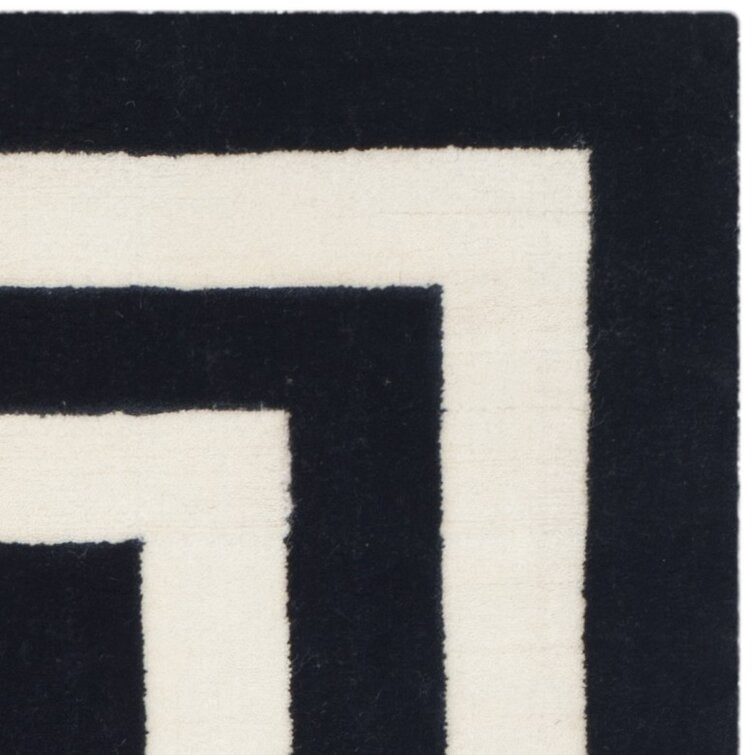 Border Hand-Tufted Wool Area Rug