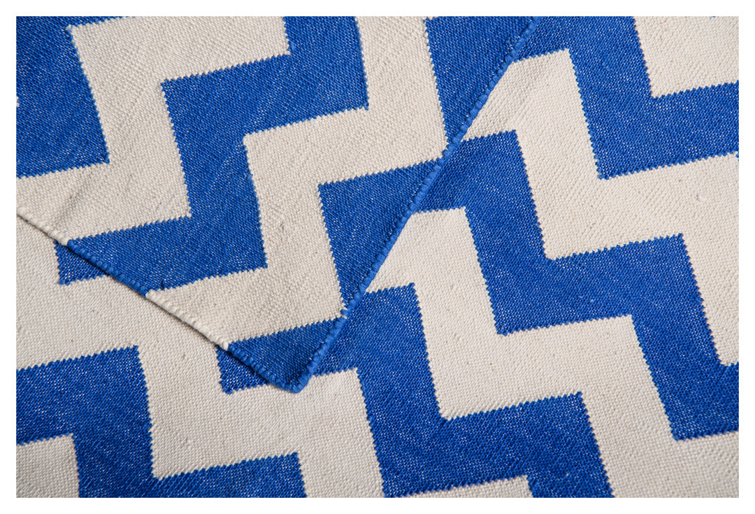 CHEVRON ILLUSIONS – AZURE BLUE & WHITE RUGS