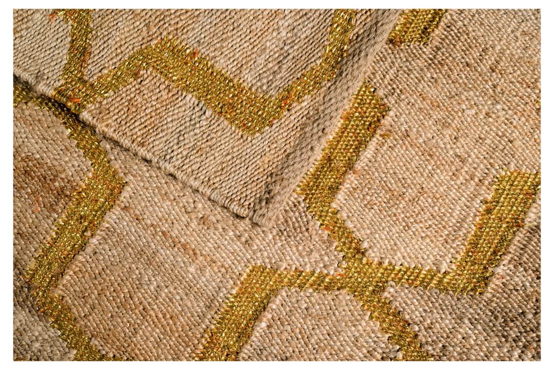 ARAVELLI – NATURAL HEMP & GOLDEN BLING RUGS