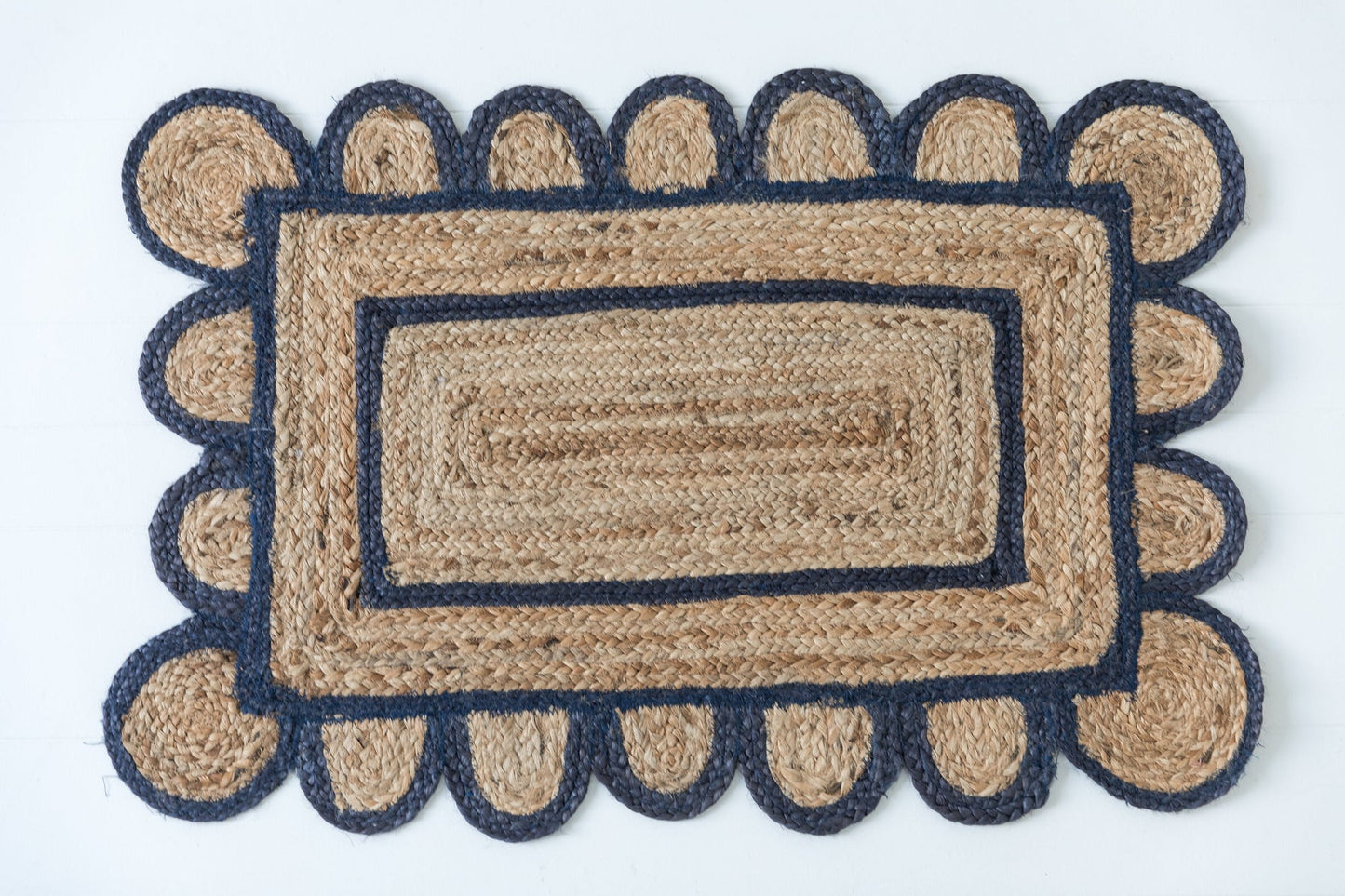 NAVY SCALLOPED JUTE Handwoven Rug