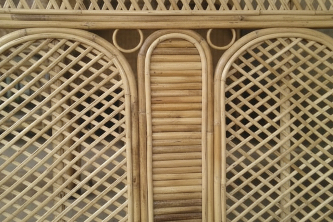 The Royal Lattice Handcrafted Lounge Set