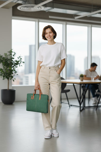 Elegant Green Jute Laptop Sleeve - Minimalist Design with PU Leather Touch