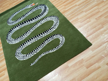 Wild Snake hand tufted woolen Area Green Rug-Bisha-Rugs