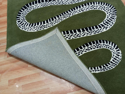 Wild Snake hand tufted woolen Area Green Rug-Bisha-Rugs