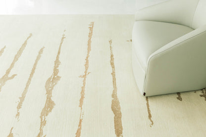 Les Voix Area Rug