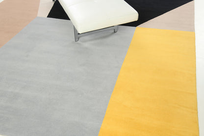 Murtos Design Area Rug