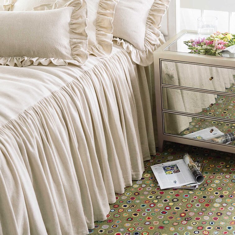 Cat's Paw Looped/Hooked Wool Area Rug