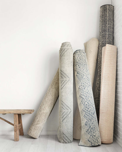 Hand Tufted Grey / Ivory Area Rug