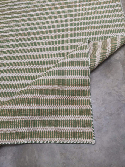 LINES – NATURAL JUTE & GRASS GREEN RUGS