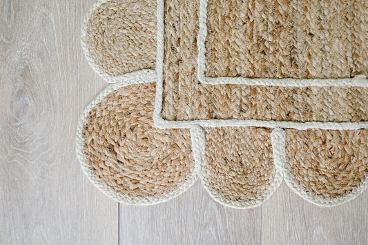 WHITE SCALLOPED JUTE Handwoven